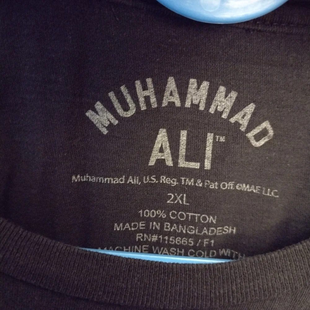 Ali - Picture 2 of 2